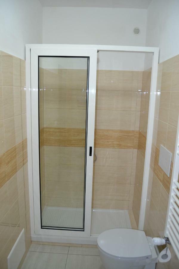 Guesthouse Holiday Formia Beach Ngoại thất bức ảnh
