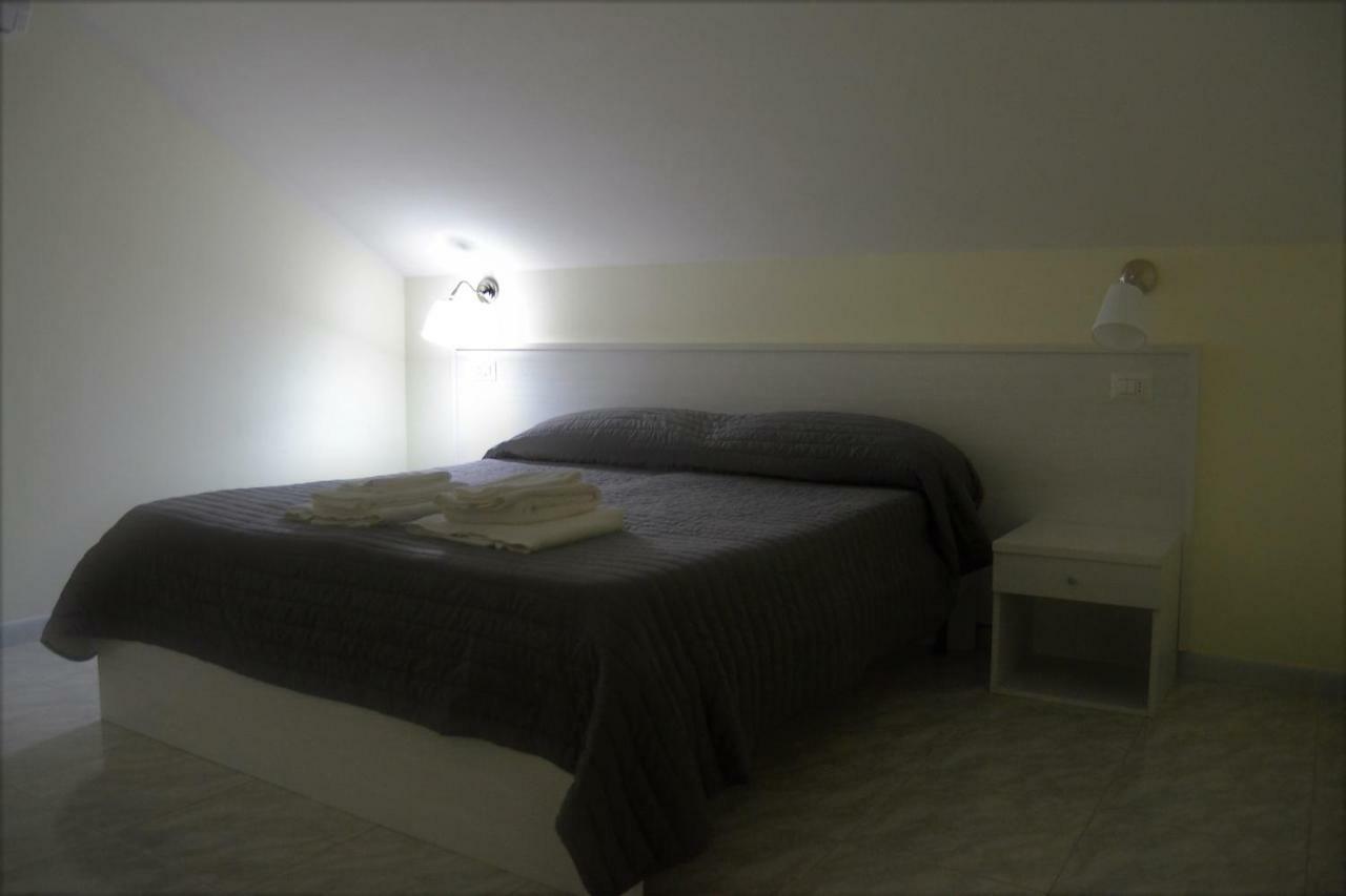 Guesthouse Holiday Formia Beach Ngoại thất bức ảnh
