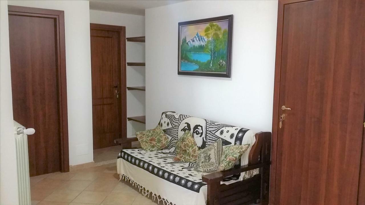 Guesthouse Holiday Formia Beach Ngoại thất bức ảnh